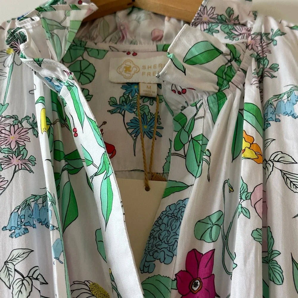 Floral White Maxi Dress with Green Leaf Print - Picture 6 of 9